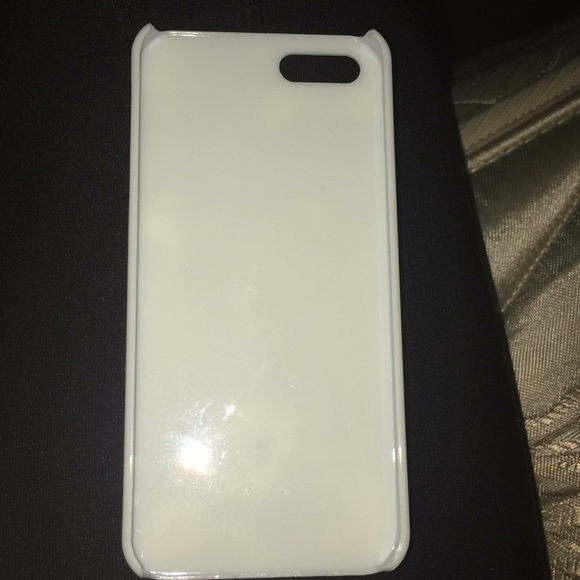 iPhone 5s phone case never used got wrong size - Picture 3 of 3